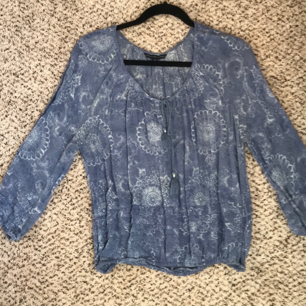 Hip fitted top